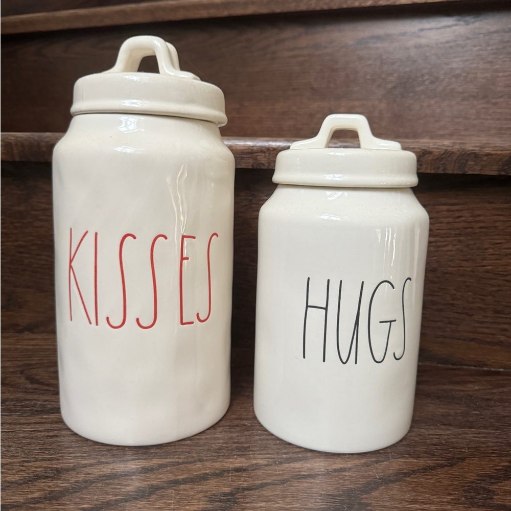 Rae Dunn Kisses and Hugs Canisters 🇱🇷 release 2019